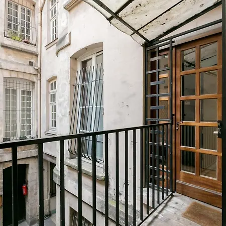 Apartment Le Marais Place Sainte Catherine With Ac Paris